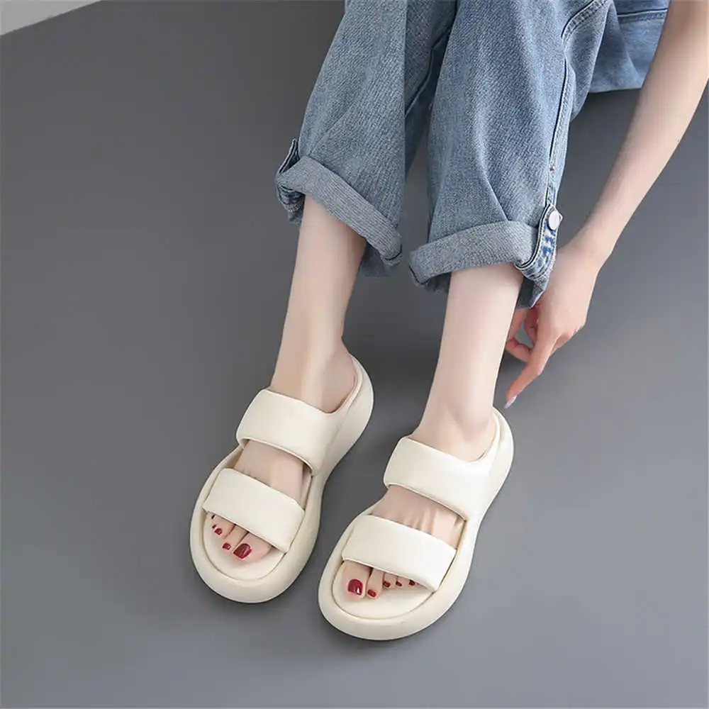 Tamaño 39 tiras zapatos de ver - Different Aquatic Sports reseña y precio